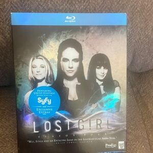 Lost Girl Season 2 Blue 
-ray New Sealed